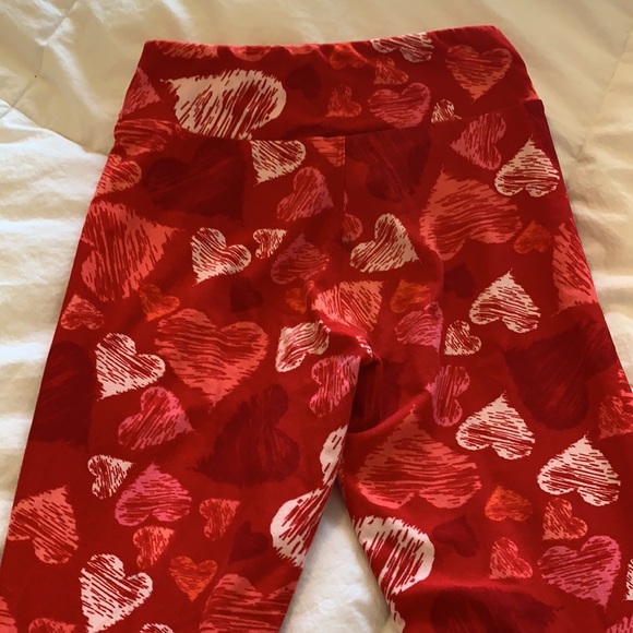Tween Lularoe Heart Leggings - Picture 6 of 7
